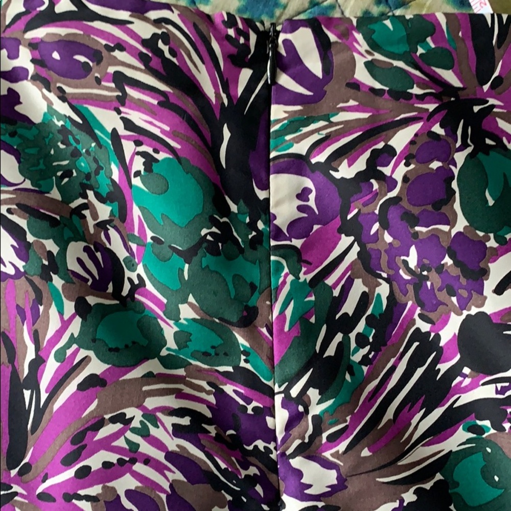 Elie Tahari skirt - Picture 3 of 4